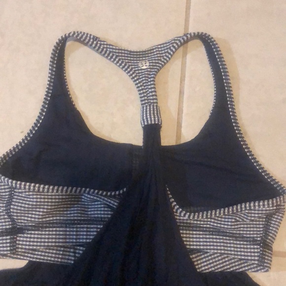 Lululemon 2 in 1 tanktop Gingham Navy Size 6 - Picture 4 of 5